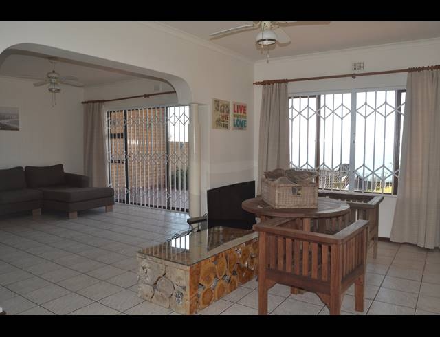 2 BEDROOM DUPLEX FOR SALE IN SCOTTBURGH CENTRAL